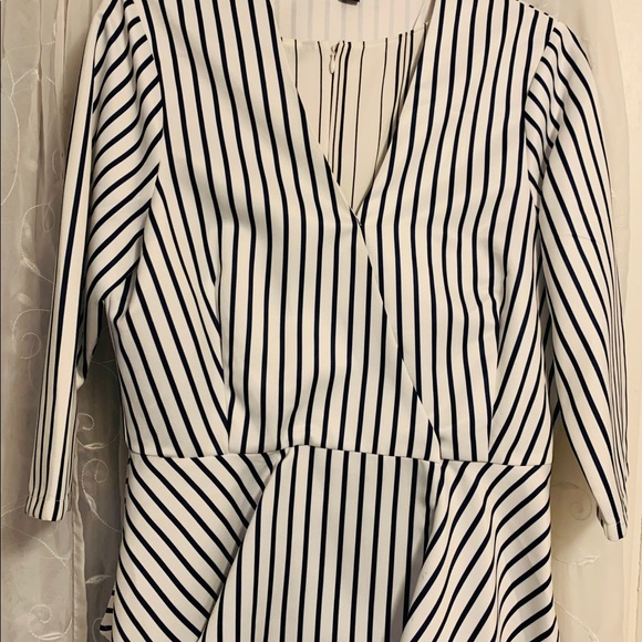 Top - Picture 2 of 2